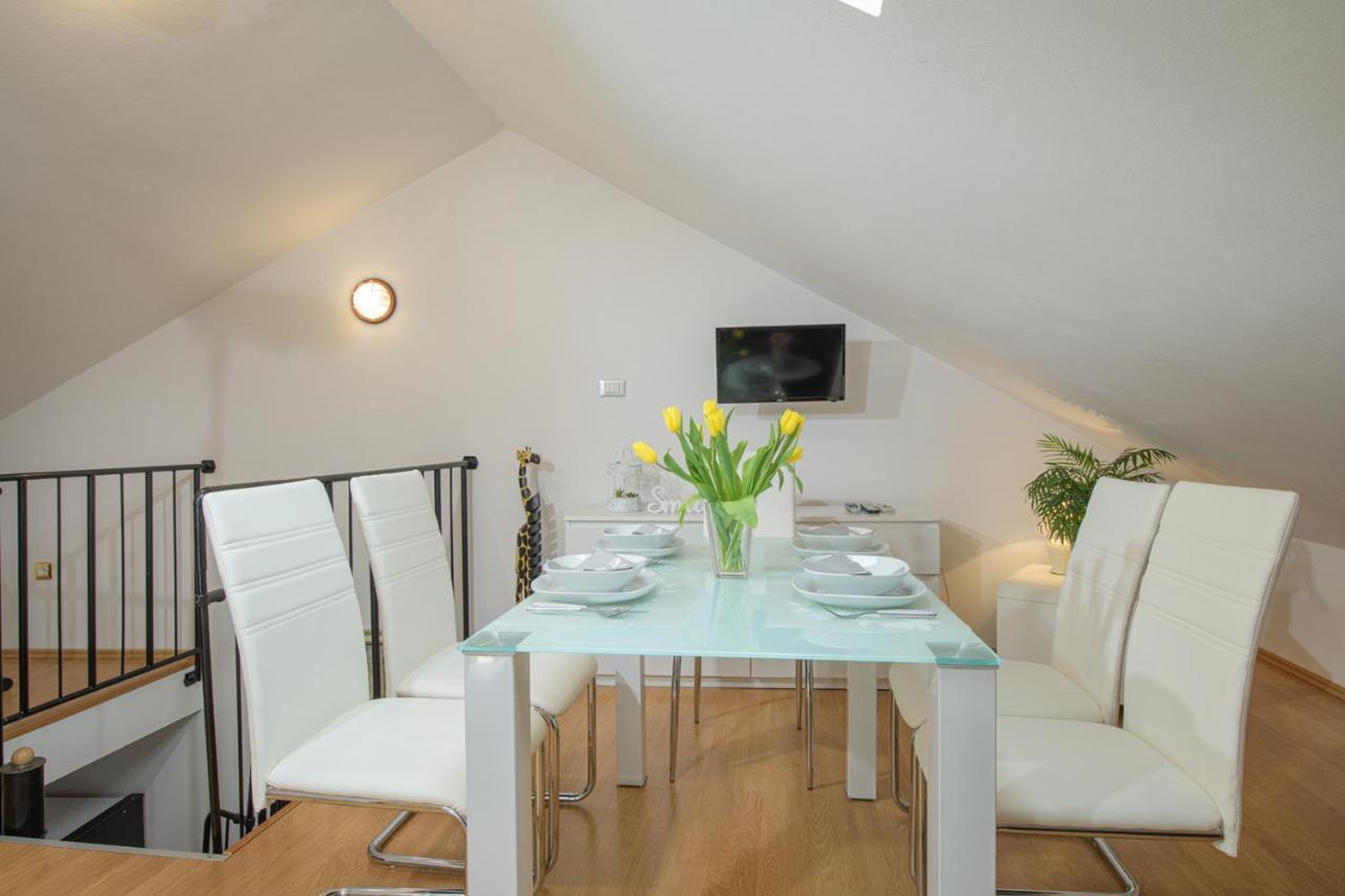 Apartmani Tena Selce Exterior photo