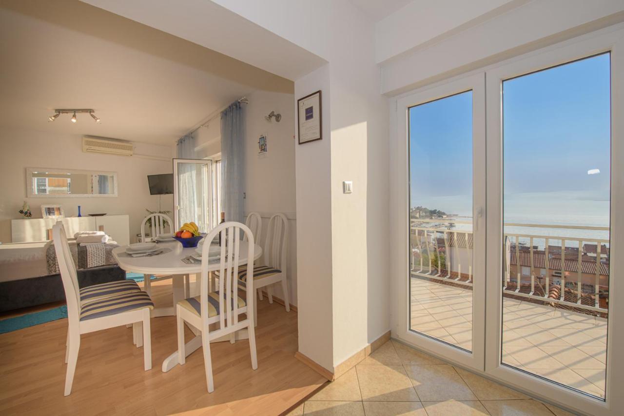 Apartmani Tena Selce Exterior photo